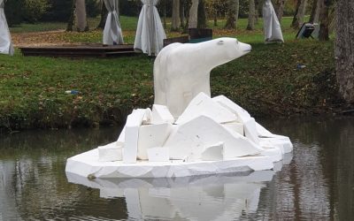 Ours sur la banquise au château de Thillombois..